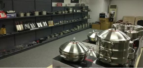 厨房的美好，从一口好锅开始 探访那间“品种齐全”的宝藏厨具店